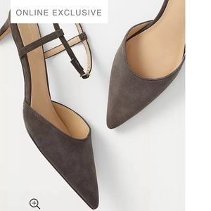 Ann Taylor Ankle Strap/Kitten Heal Size 9 1/2. Charcoal Brown, closer to Grey.